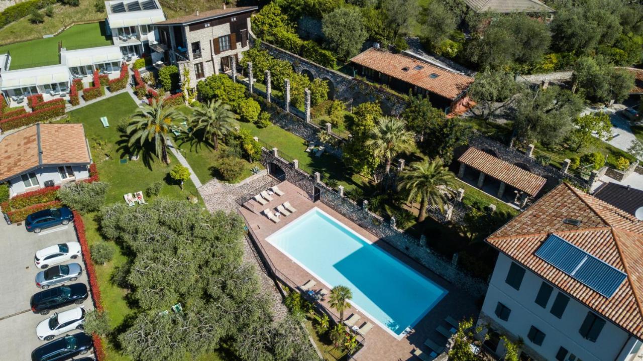 Hotel Livia Gargnano Buitenkant foto